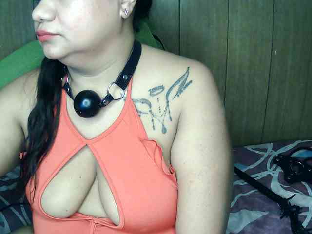 Domme_Carla_Brazil webcam