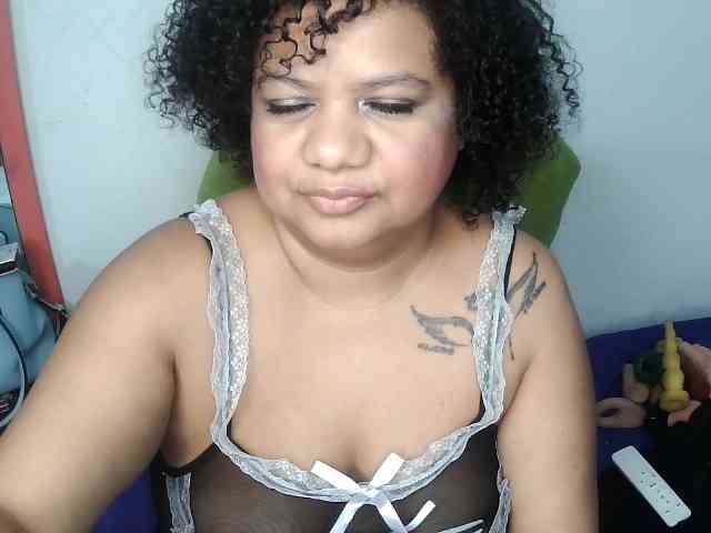 Modelo: Domme_Carla_Brazil