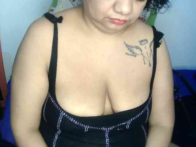 Domme_Carla_Brazil webcam