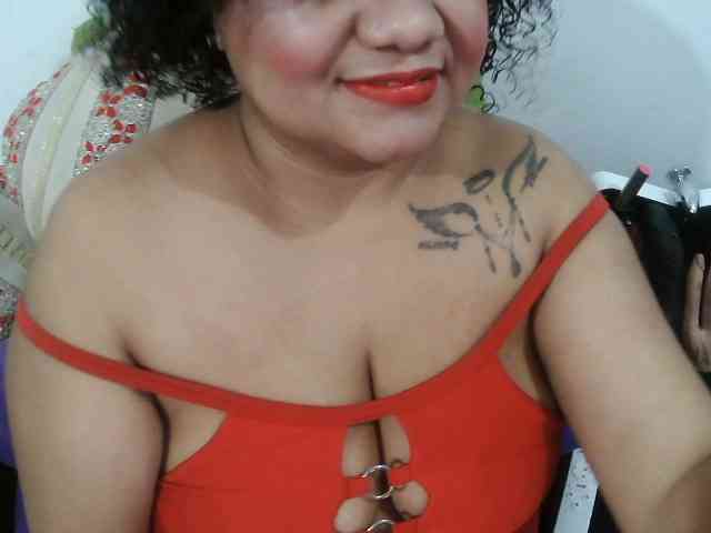 Domme_Carla_Brazil