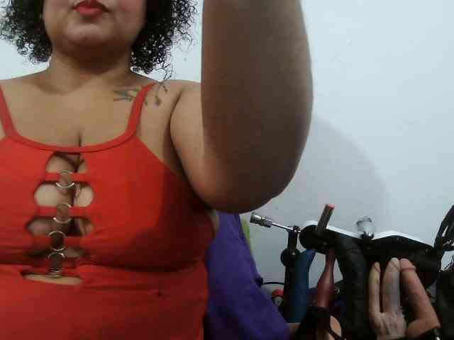 Domme_Carla_Brazil