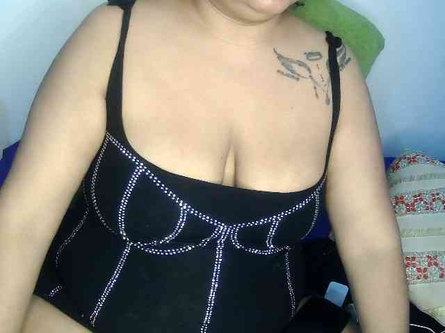 Modelo: Domme_Carla_Brazil