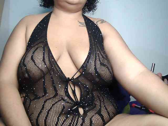 Domme_Carla_Brazil webcam