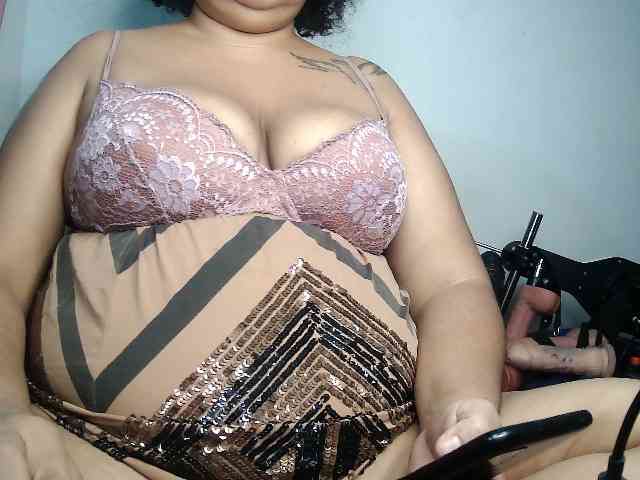 Domme_Carla_Brazil webcam