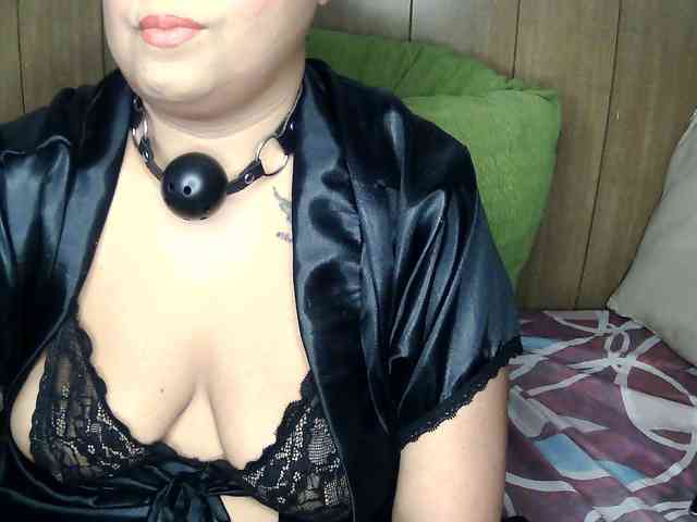 Domme_Carla_Brazil