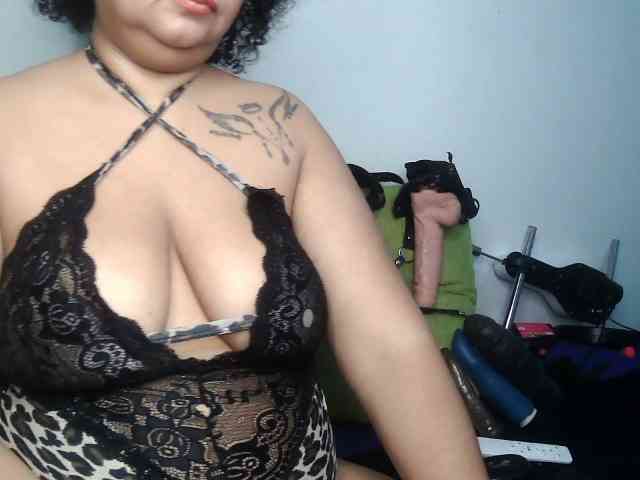 Domme_Carla_Brazil