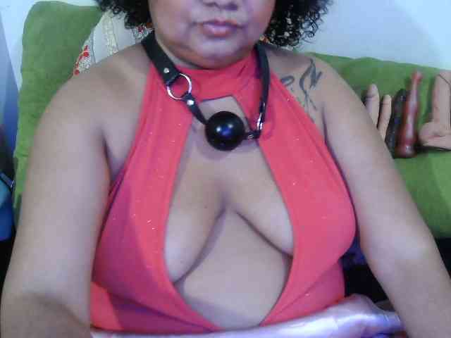 Modelo: Domme_Carla_Brazil