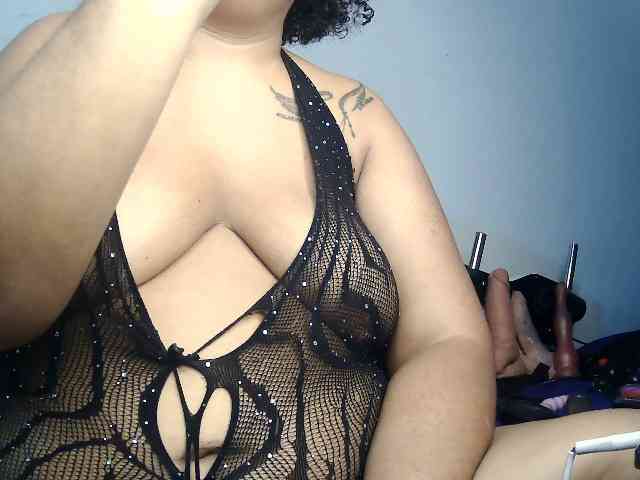 Domme_Carla_Brazil webcam
