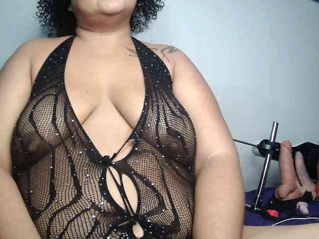 Domme_Carla_Brazil webcam