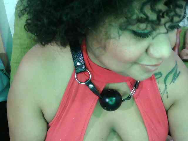 Modelo: Domme_Carla_Brazil