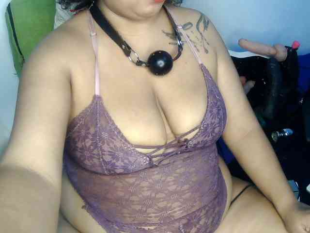 Domme_Carla_Brazil webcam