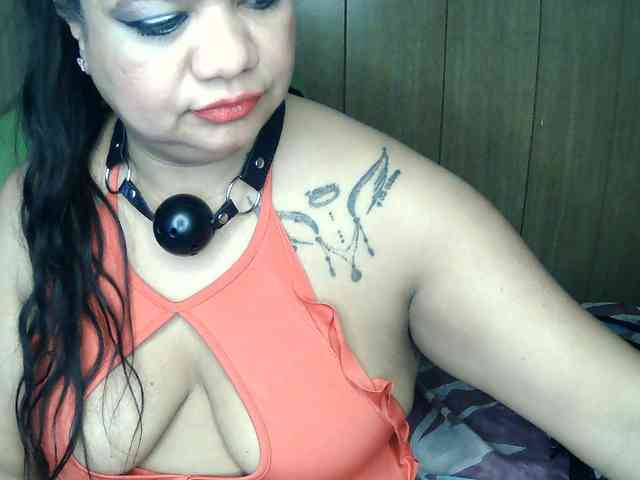 Domme_Carla_Brazil