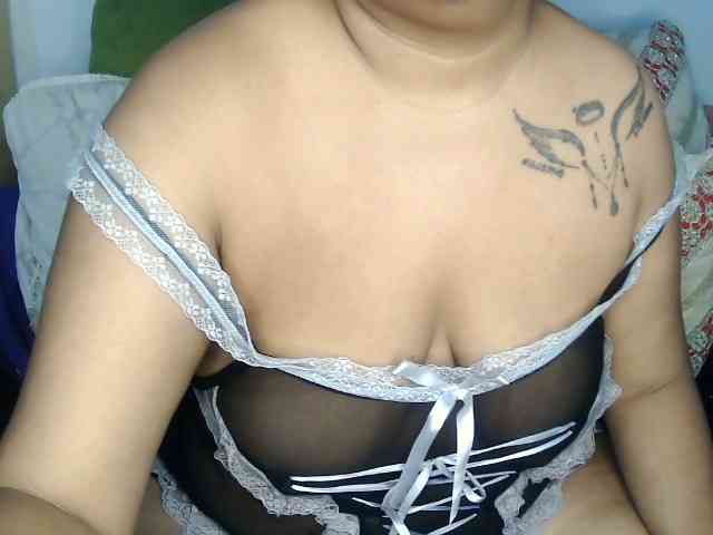 Modelo: Domme_Carla_Brazil