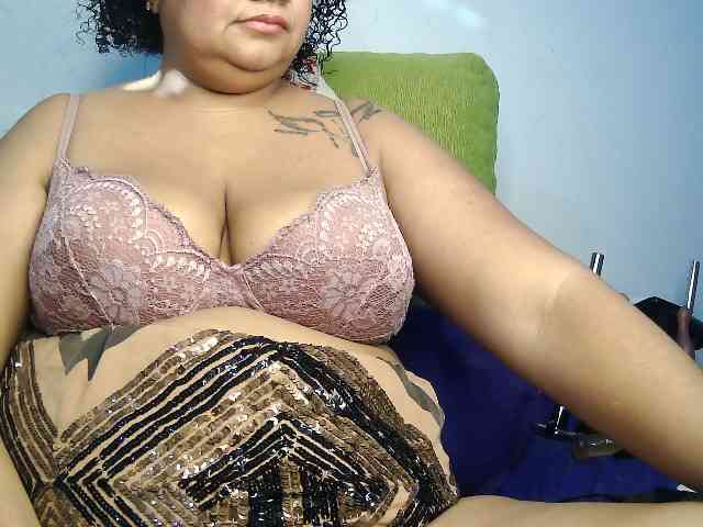 Domme_Carla_Brazil webcam