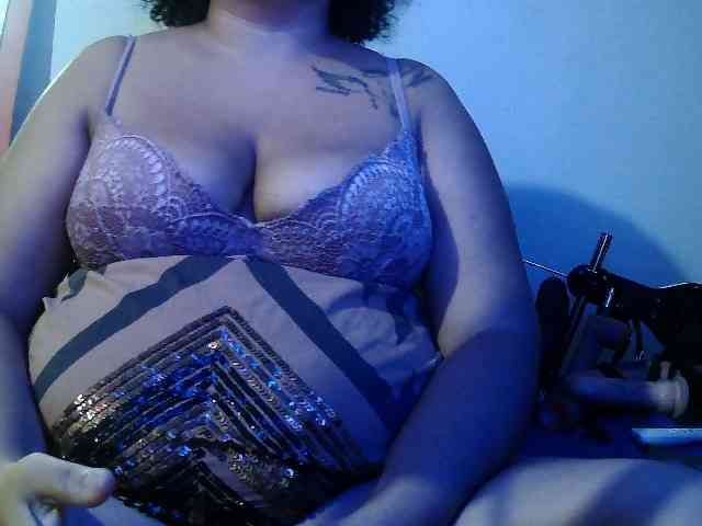 Domme_Carla_Brazil webcam