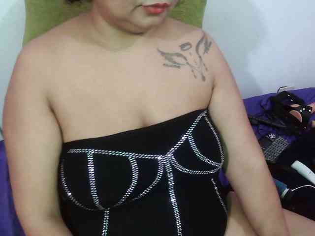 Domme_Carla_Brazil