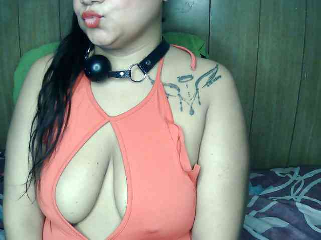 Modelo: Domme_Carla_Brazil