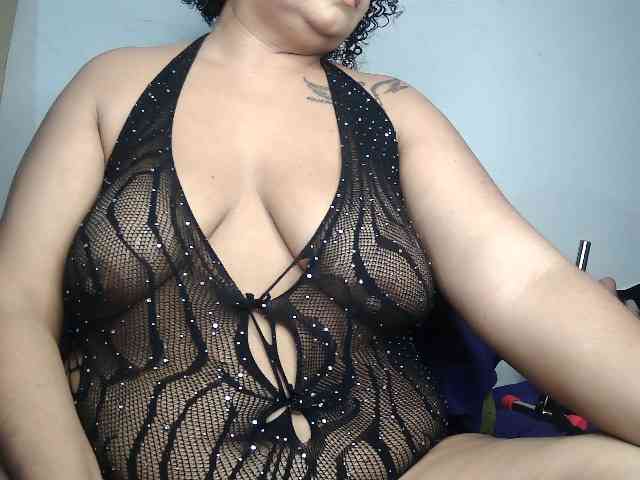 Domme_Carla_Brazil webcam