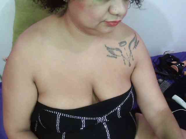 Modelo: Domme_Carla_Brazil