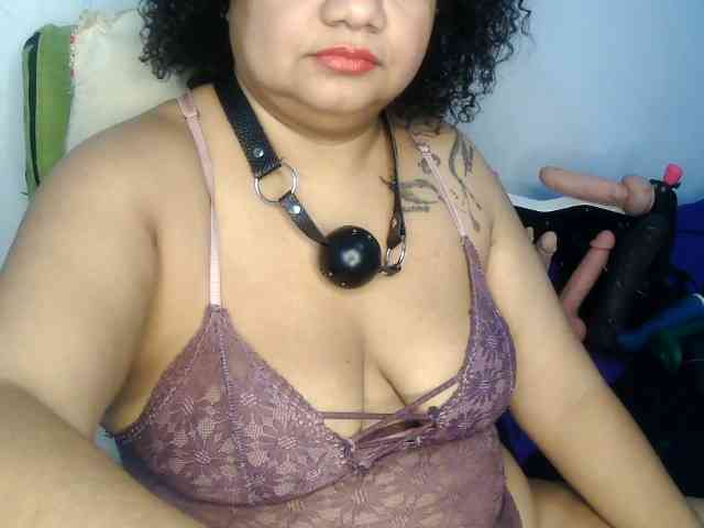 Domme_Carla_Brazil webcam