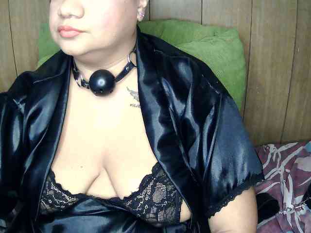 Domme_Carla_Brazil