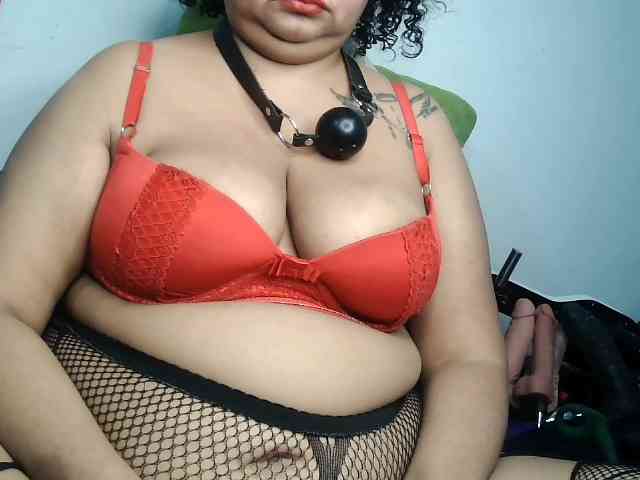 Domme_Carla_Brazil