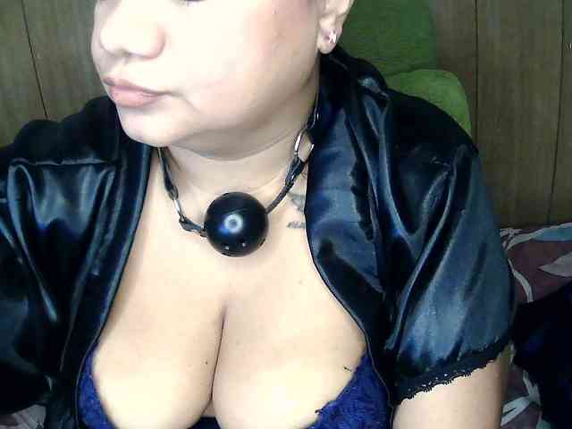 Domme_Carla_Brazil
