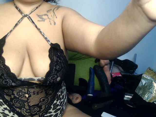 Domme_Carla_Brazil