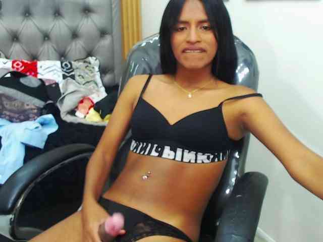 enyelin Sex Cam Show