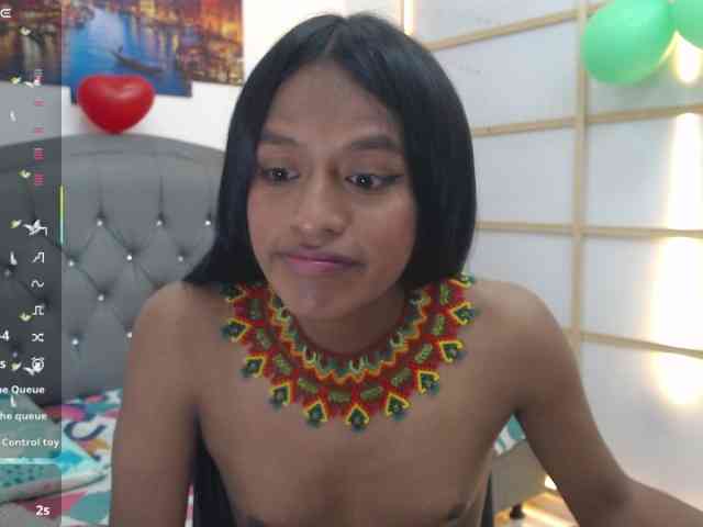 enyelin Live Webcam on BongaCams