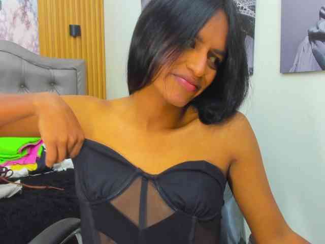 enyelin Sex Cam Show