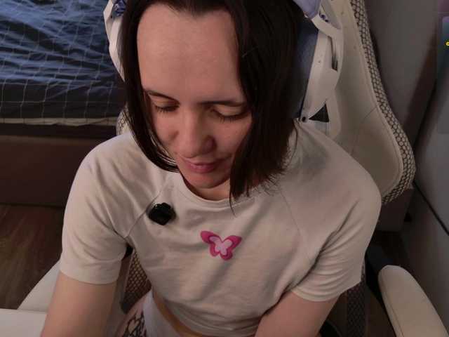 LunaL0ve live webcam show