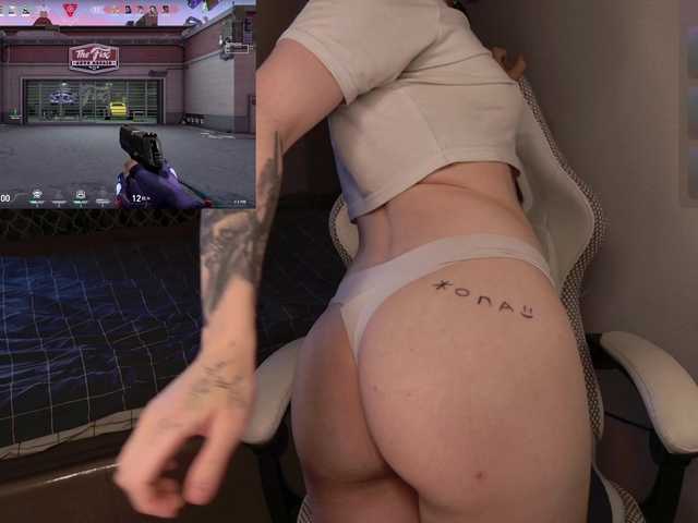 LunaL0ve live webcam show