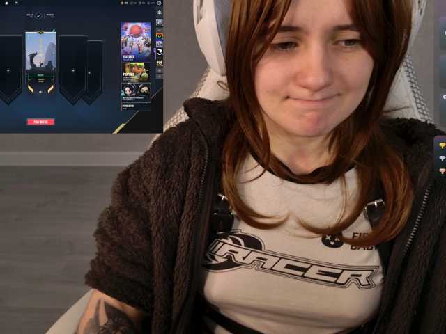 LunaL0ve live cam preview