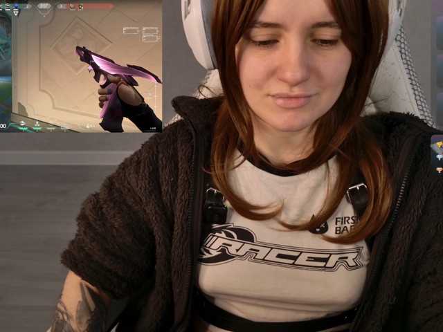 LunaL0ve live cam preview