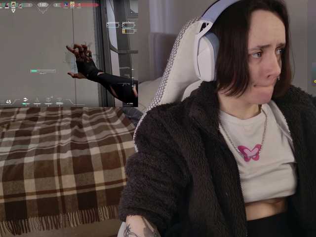 LunaL0ve's BongaCams show and profile