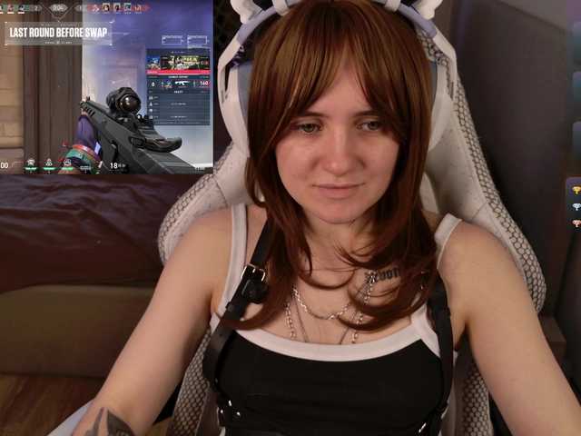 LunaL0ve live cam preview