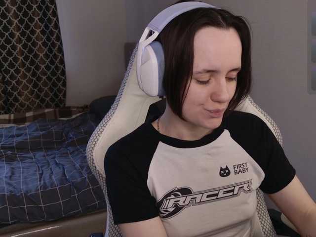 LunaL0ve's BongaCams show and profile