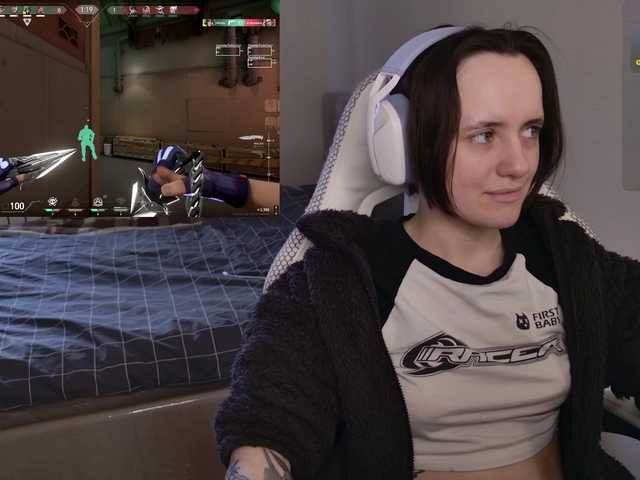 LunaL0ve's BongaCams show and profile