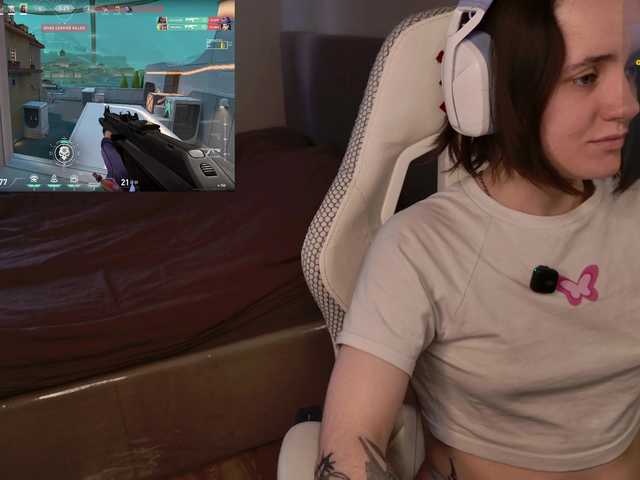 LunaL0ve live webcam show