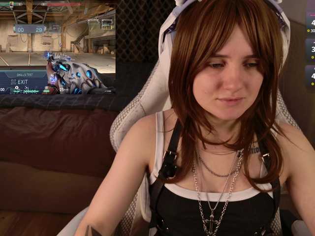 LunaL0ve live cam on BongaCams