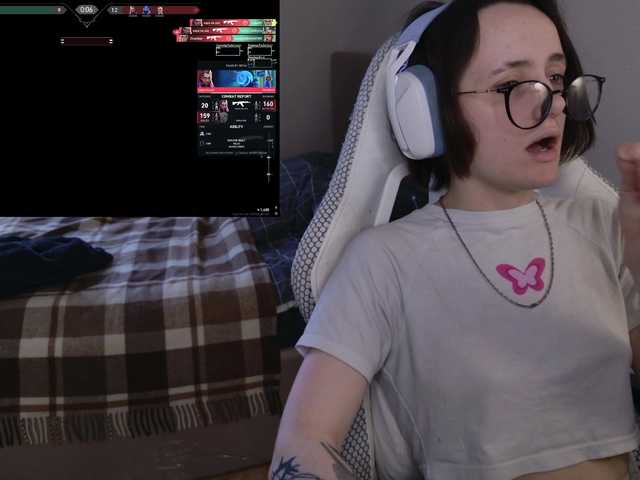 LunaL0ve webcam