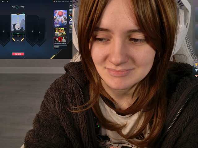 LunaL0ve live cam preview