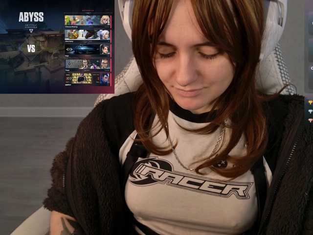 LunaL0ve live cam preview