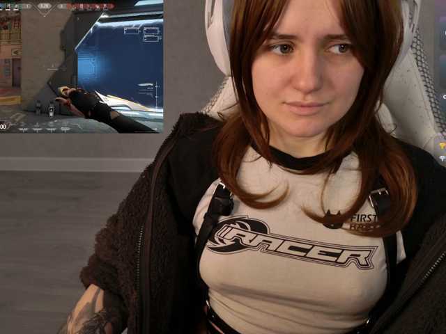 LunaL0ve live cam preview