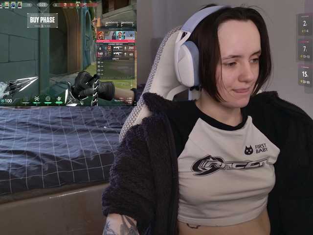 LunaL0ve's BongaCams show and profile