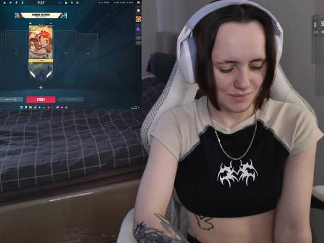 LunaL0ve live cam on BongaCams