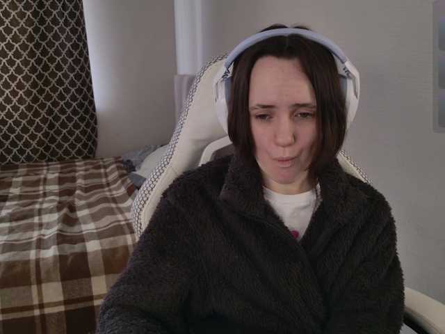 LunaL0ve's BongaCams show and profile