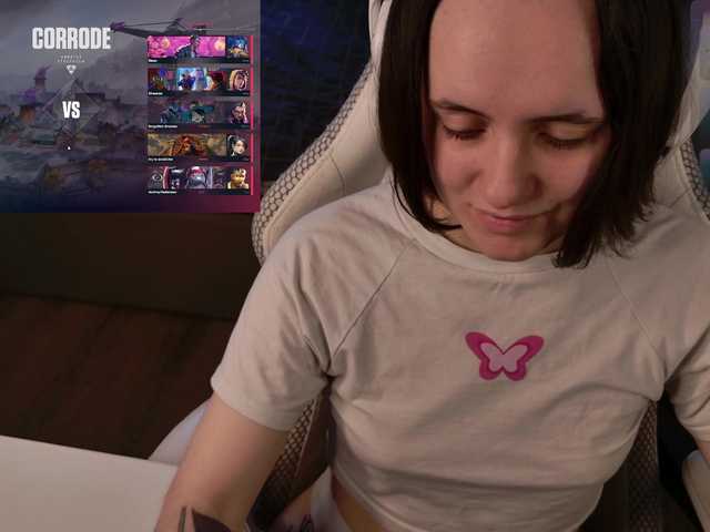 LunaL0ve live webcam show