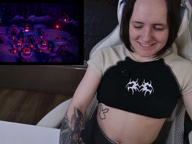 LunaL0ve live cam on BongaCams